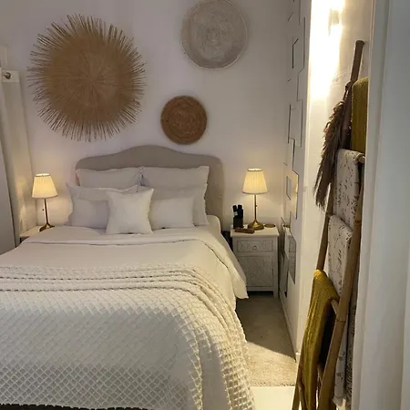 Appartamento Charme Parisien Du Marais *